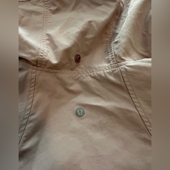 Lululemon Effortless Jacket - Picture 8 of 9
